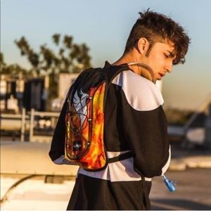 illenium hydration pack